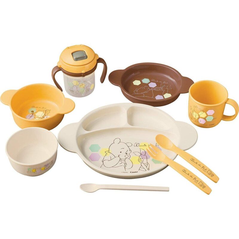 Combi Japan Baby Feeding Set Winnie the Pooh Edition