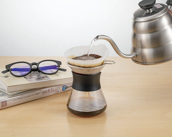 Hario Mini Coffee Dripper 01 – Compact V60 Brewer for 1–2 Cups