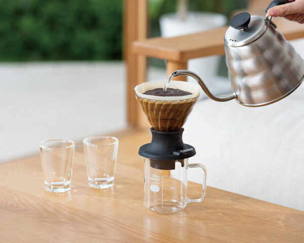 Hario Immersion Dripper SWITCH Set – V60 Coffee Maker with Server