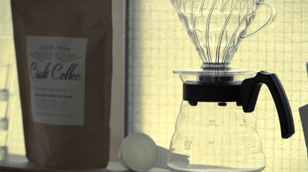 Hario V60 Craft Coffee Maker Set – Pour Over Kit with Dripper and Server