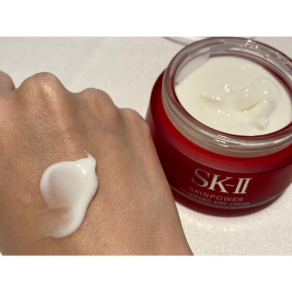 SK-II-Skin-Power-Advanced-Airy-Cream-Lightweight-Moisturizer-80g-2-2024-04-16T07_42_55.150Z