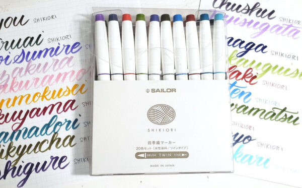 sailor-shikiori-brush-pen-set-20pc-lifestyle